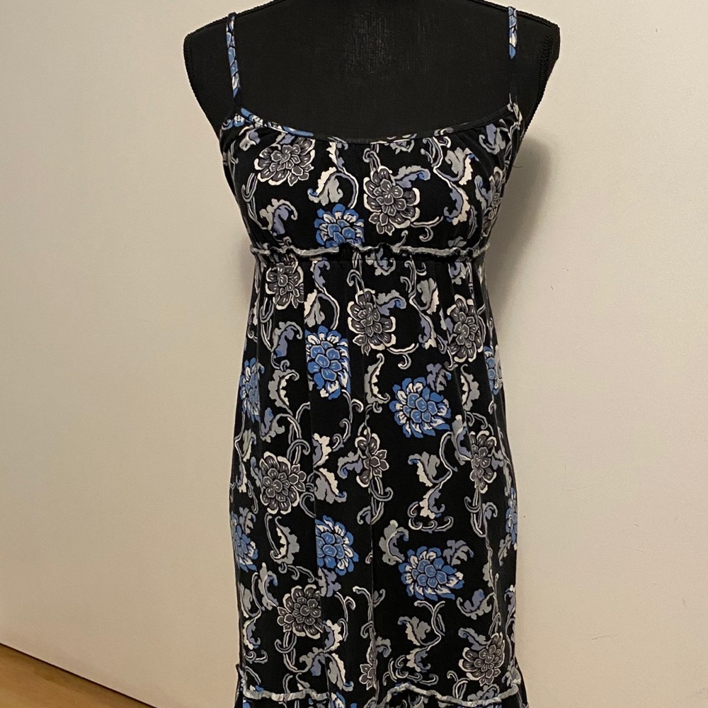 Ann Taylor LOFT Cute and Comfy Sundress ☀️